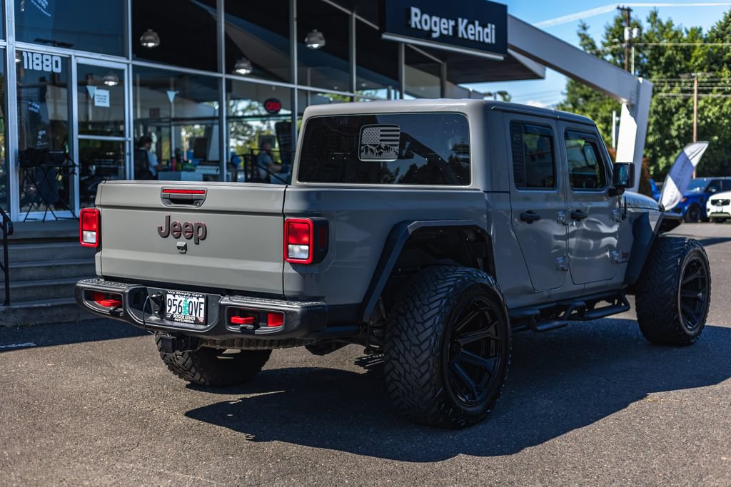 Used 2022 Jeep Gladiator Rubicon w/ Trailer Tow Package AWD/4WD image 7