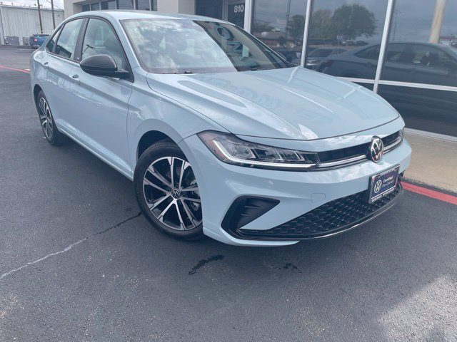 Used 2026 Volkswagen Jetta Sport FWD image 5