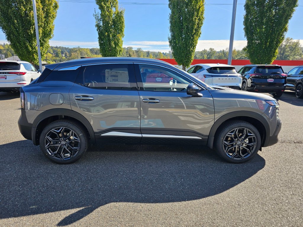 New 2027 Nissan Kicks SR AWD/4WD image 4