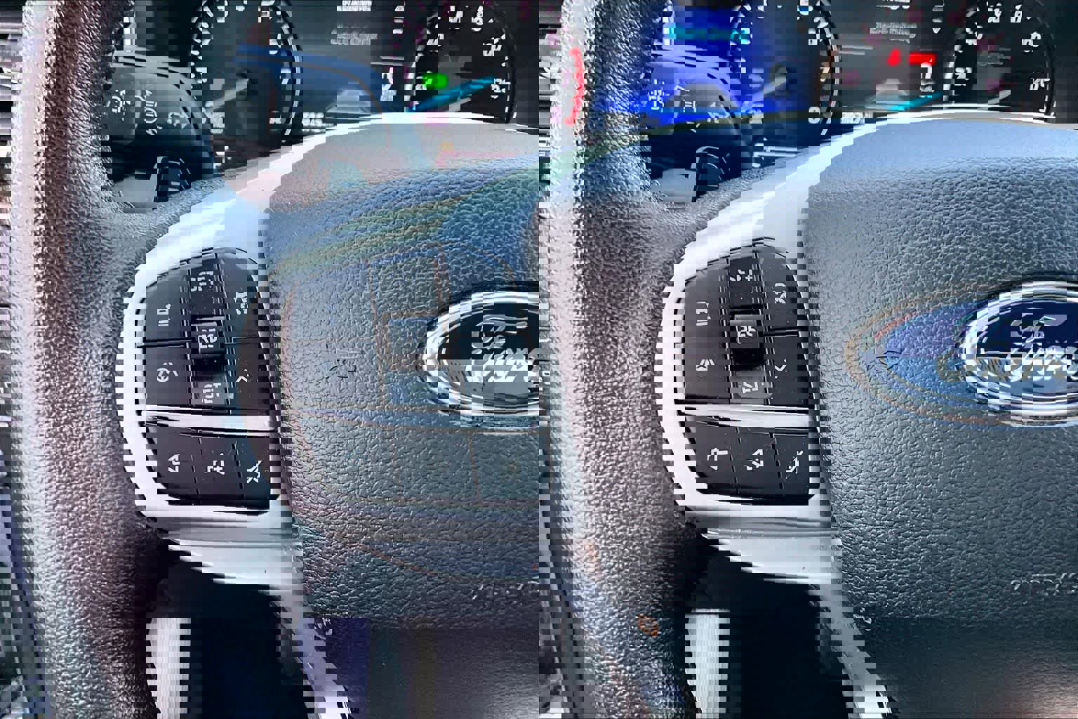 Used 2021 Ford Explorer Limited w/ Hybrid Equipment Group 310A image 24