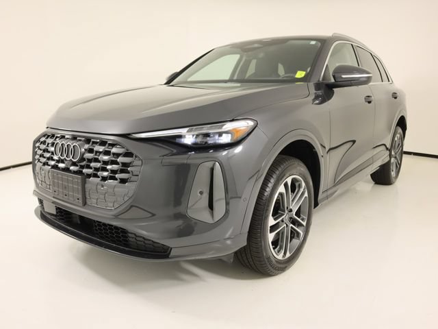 Certified 2025 Audi Q5 Premium w/ Premium Plus AWD/4WD image 1