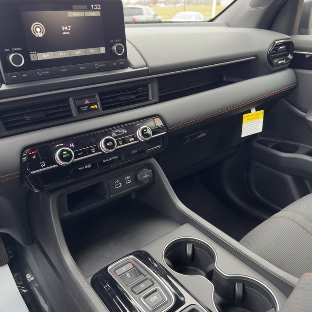 New 2025 Honda Pilot Sport image 24