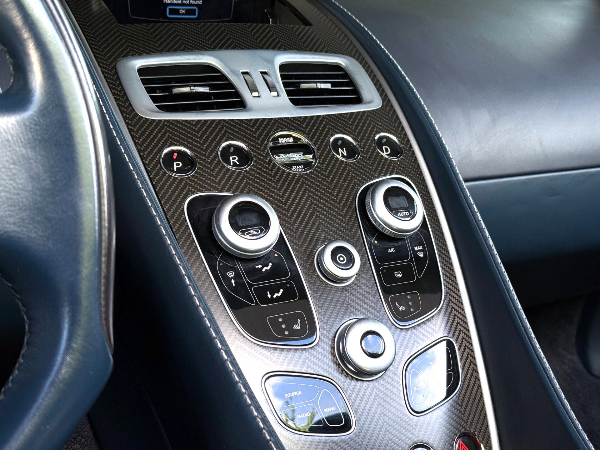 Used 2014 Aston Martin Vanquish Volante RWD image 37
