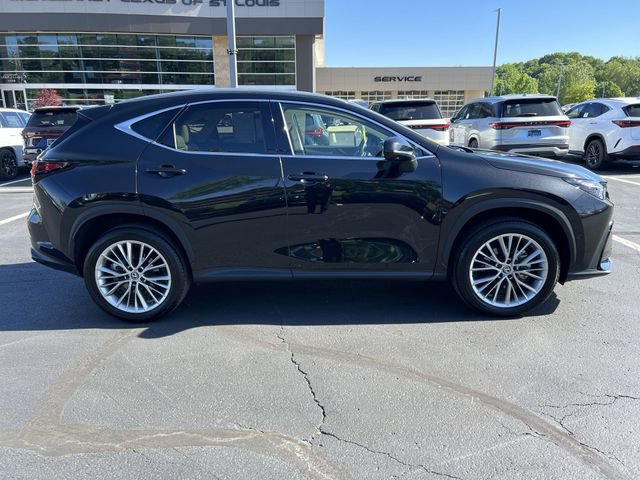 Used 2025 Lexus NX 350h AWD w/ Accessory Package (2T) image 2