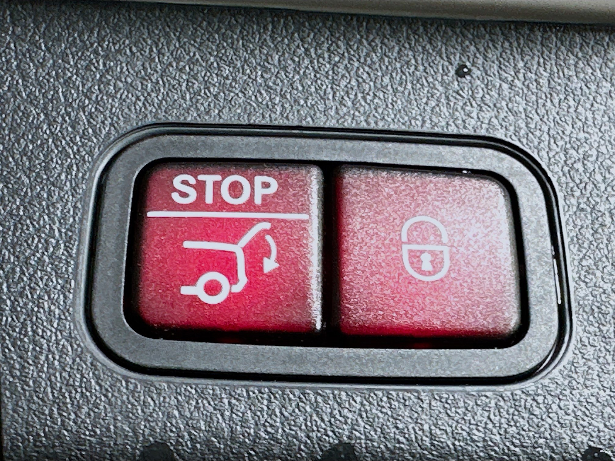 Used 2024 Mercedes-Benz EQB 250+ image 29