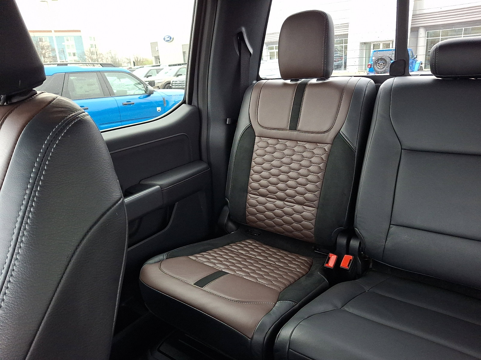 Used 2025 Ford F150 XLT w/ Equipment Group 302A MID image 17