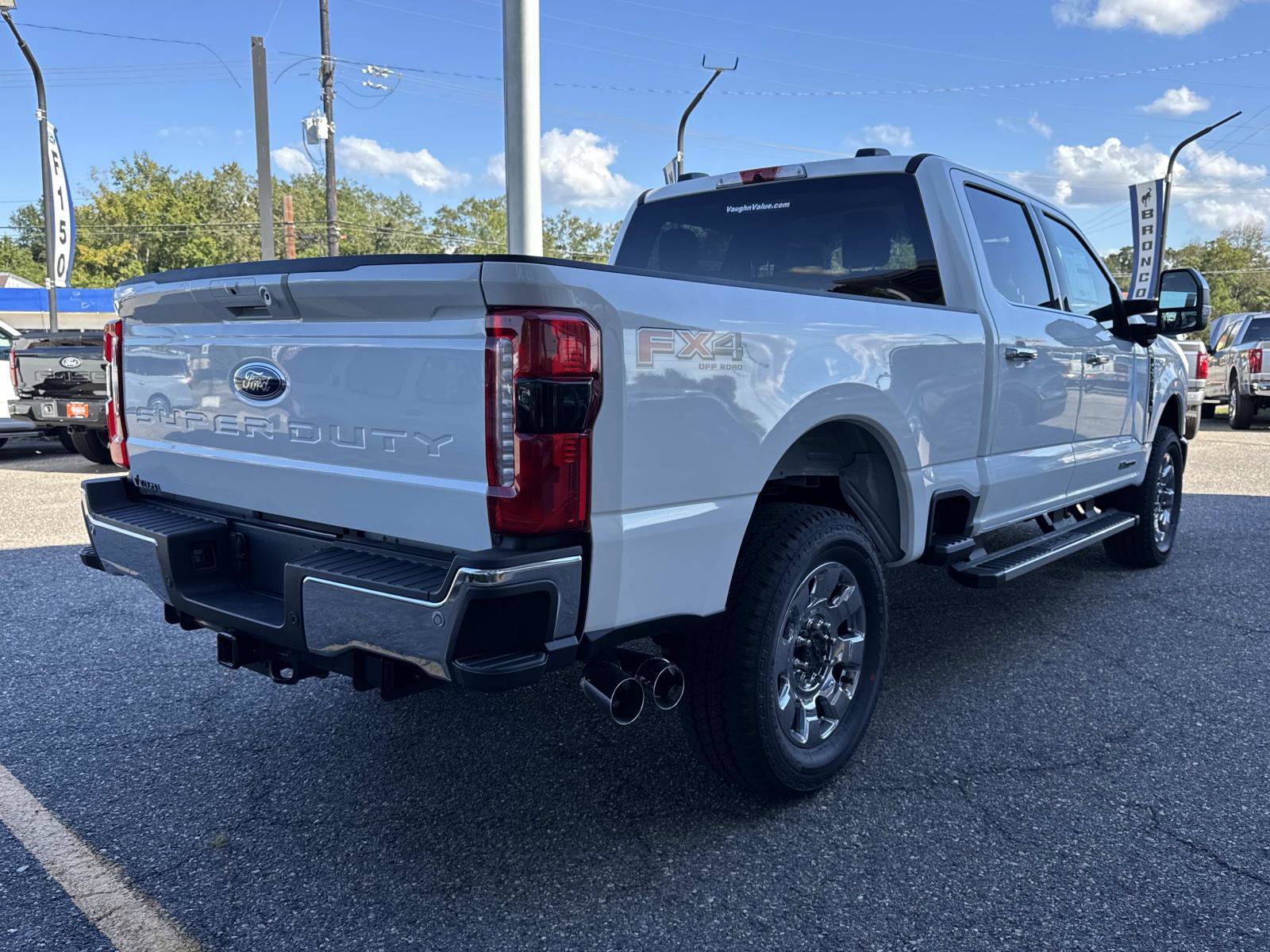New 2026 Ford F250 Lariat w/ Chrome Package image 4