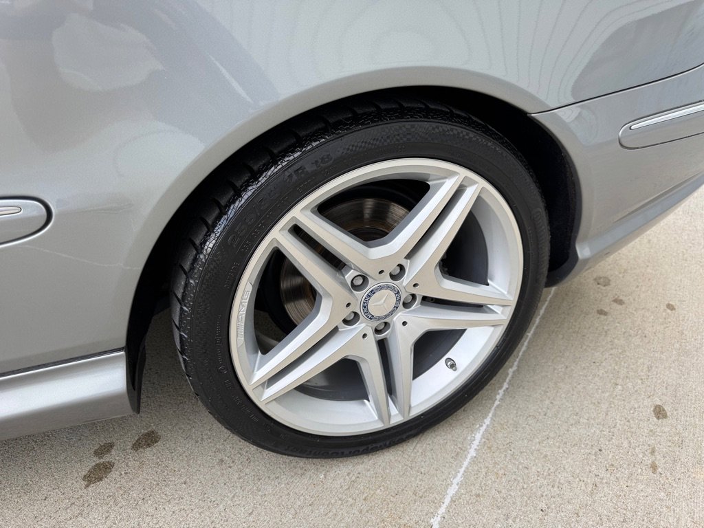 Used 2009 Mercedes-Benz CLK 350 Coupe image 11