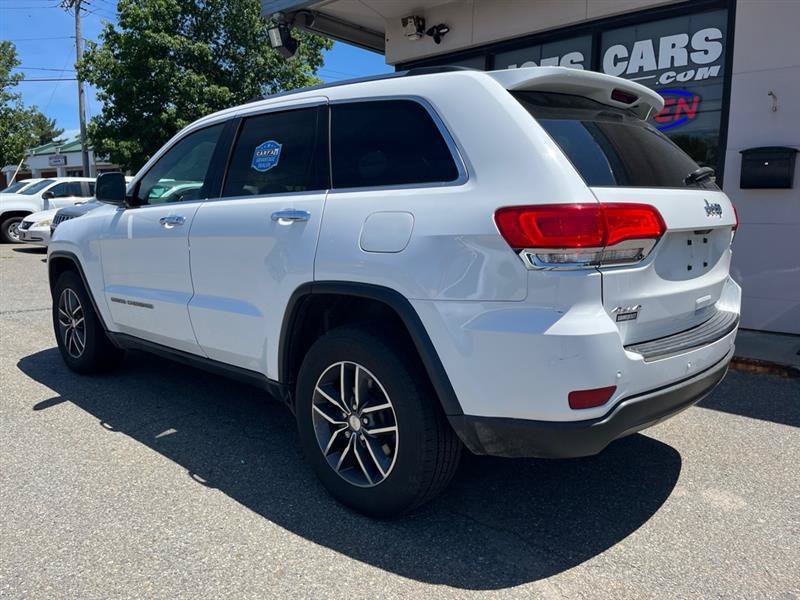 Used 2017 Jeep Grand Cherokee Limited AWD/4WD image 2