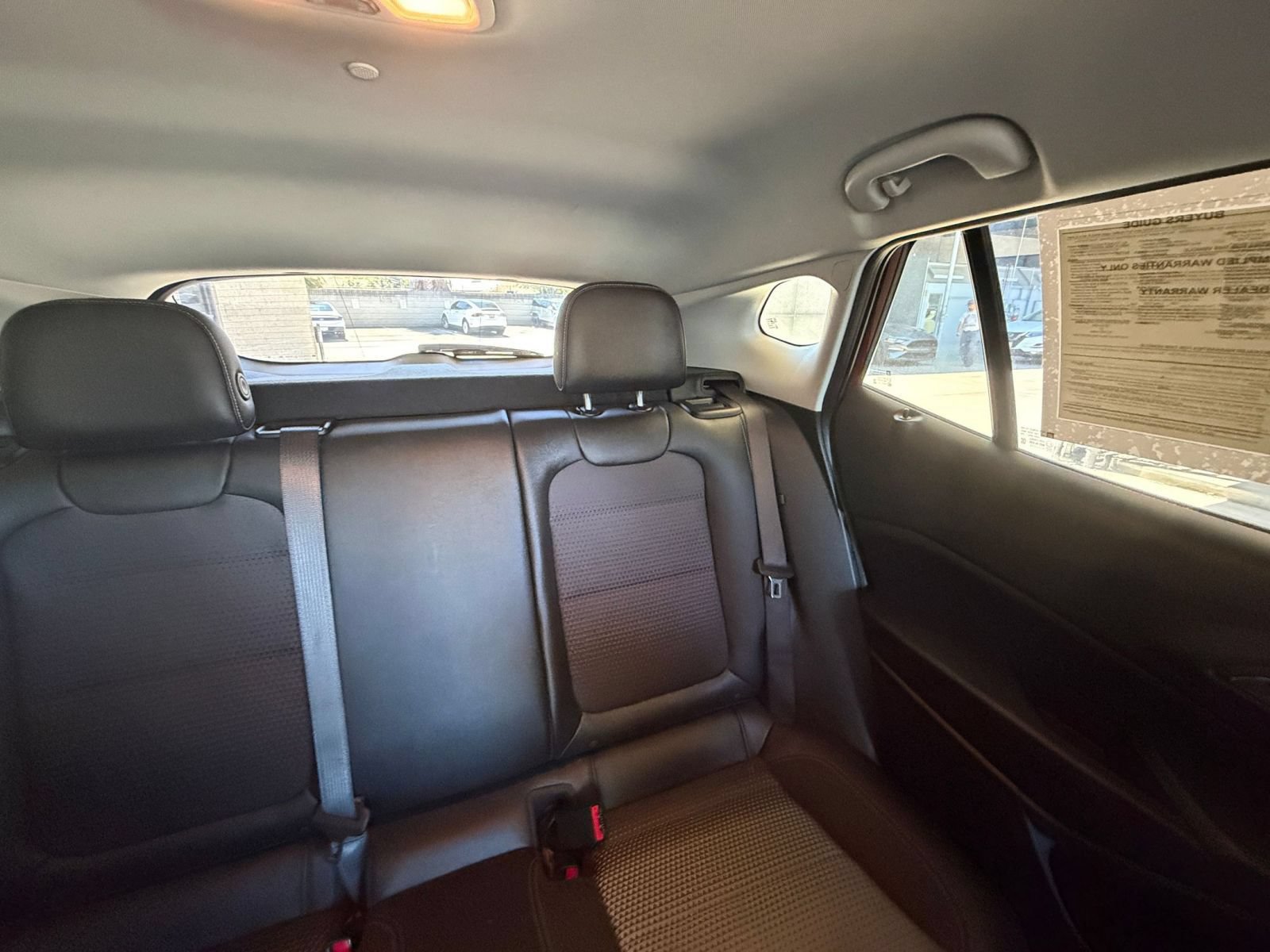 Used 2025 Chevrolet Trax LT FWD image 36