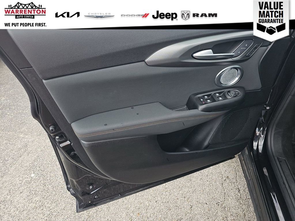 Used 2025 Alfa Romeo Tonale Veloce w/ Premium Package image 23