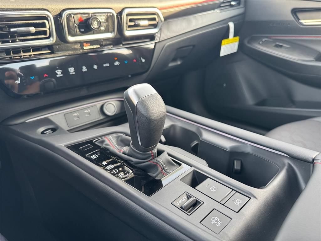 New 2026 Nissan Sentra SR w/ SR Premium Package FWD image 21