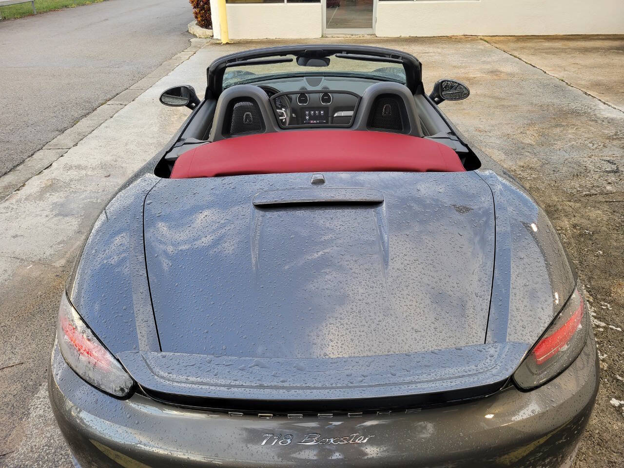 Used 2023 Porsche 718 Boxster RWD image 12