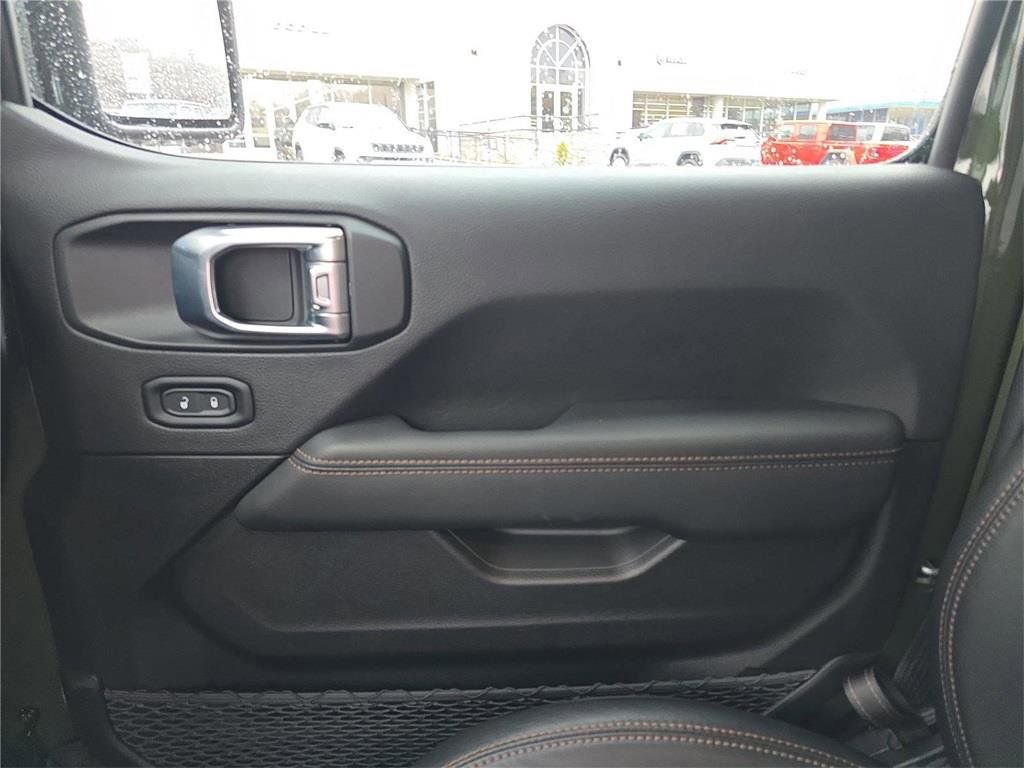 Used 2023 Jeep Wrangler Rubicon 392 image 23