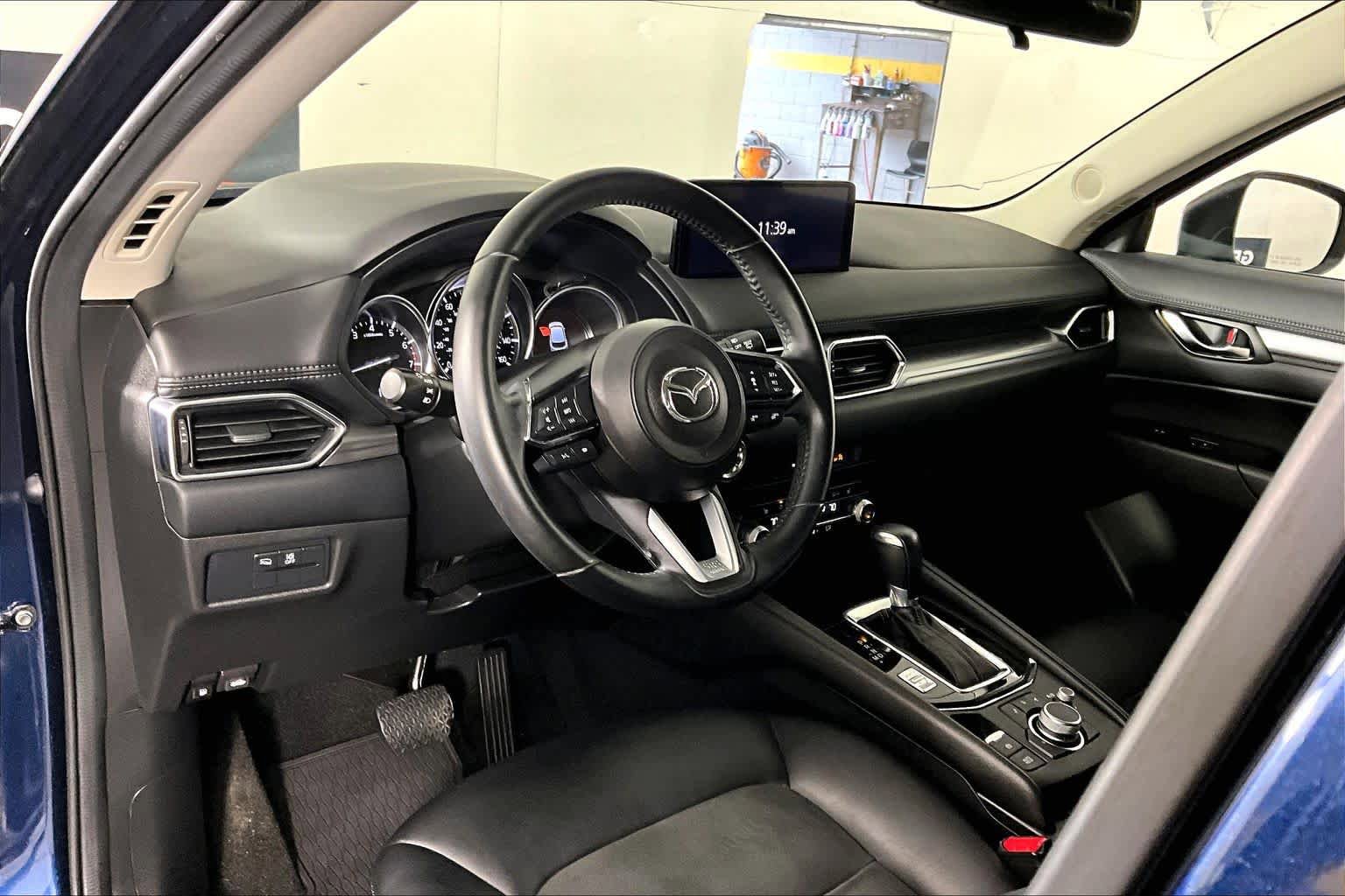 Used 2021 MAZDA CX-5 Touring AWD/4WD image 17