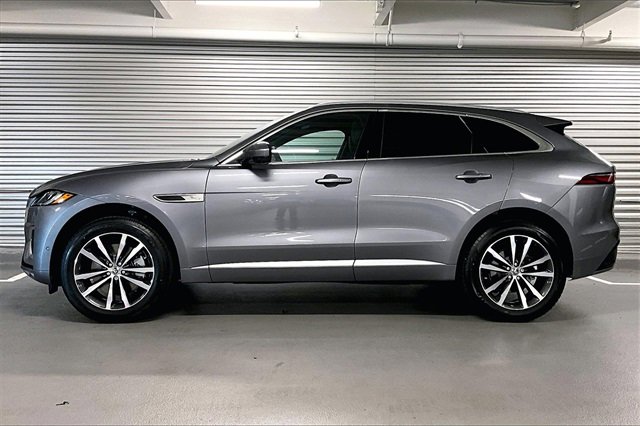 New 2026 Jaguar F-PACE R-Dynamic S image 3