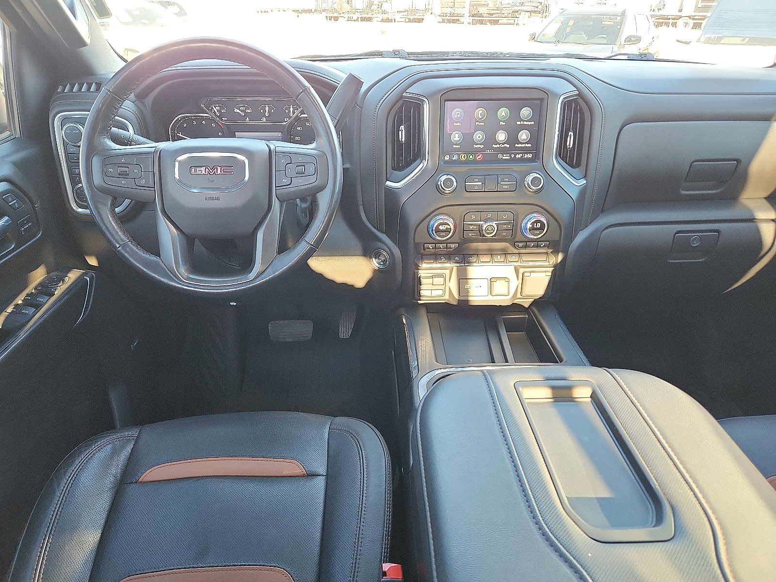 Used 2022 GMC Sierra 1500 AT4 w/ AT4 Preferred Package image 11