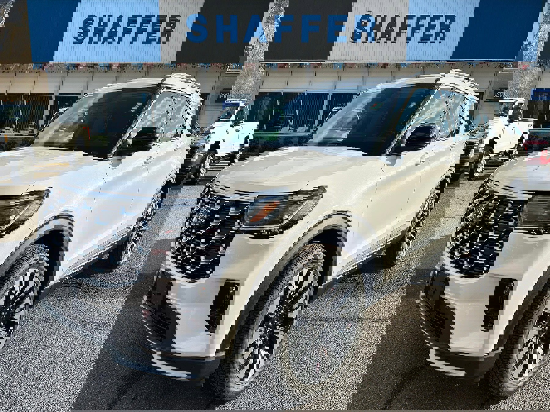 New 2026 Ford Explorer Platinum w/ LUX Leather Package