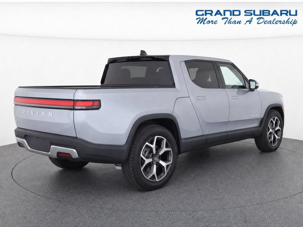 Used 2024 Rivian R1T Adventure AWD/4WD image 3