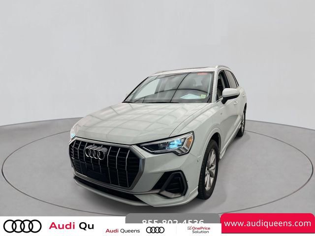 Used 2023 Audi Q3 2.0T Premium Plus w/ Premium Plus Package image 3