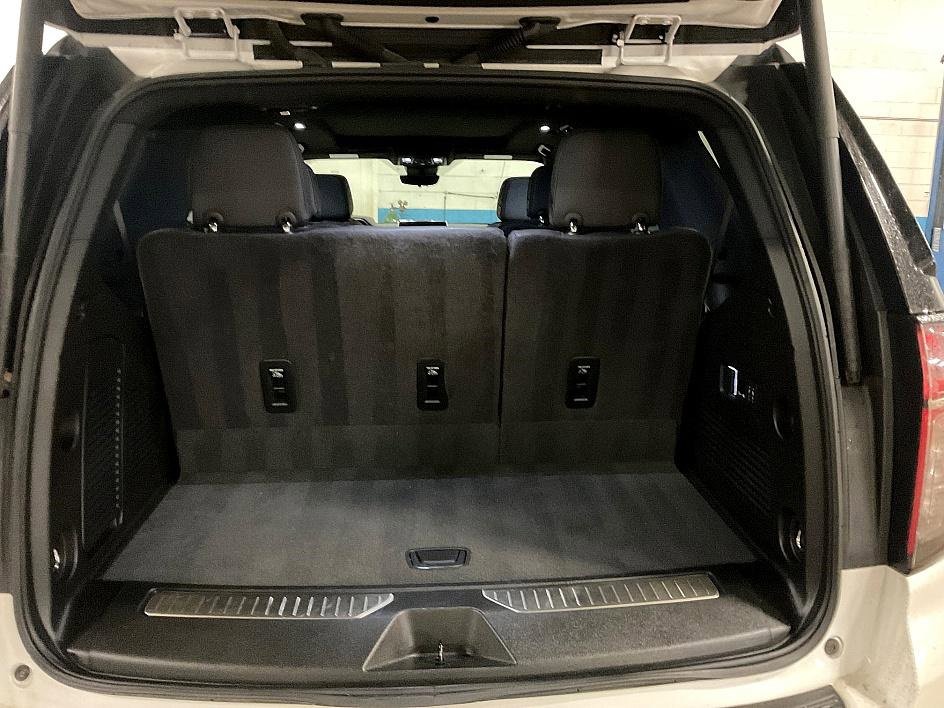 Used 2024 Chevrolet Tahoe High Country image 16