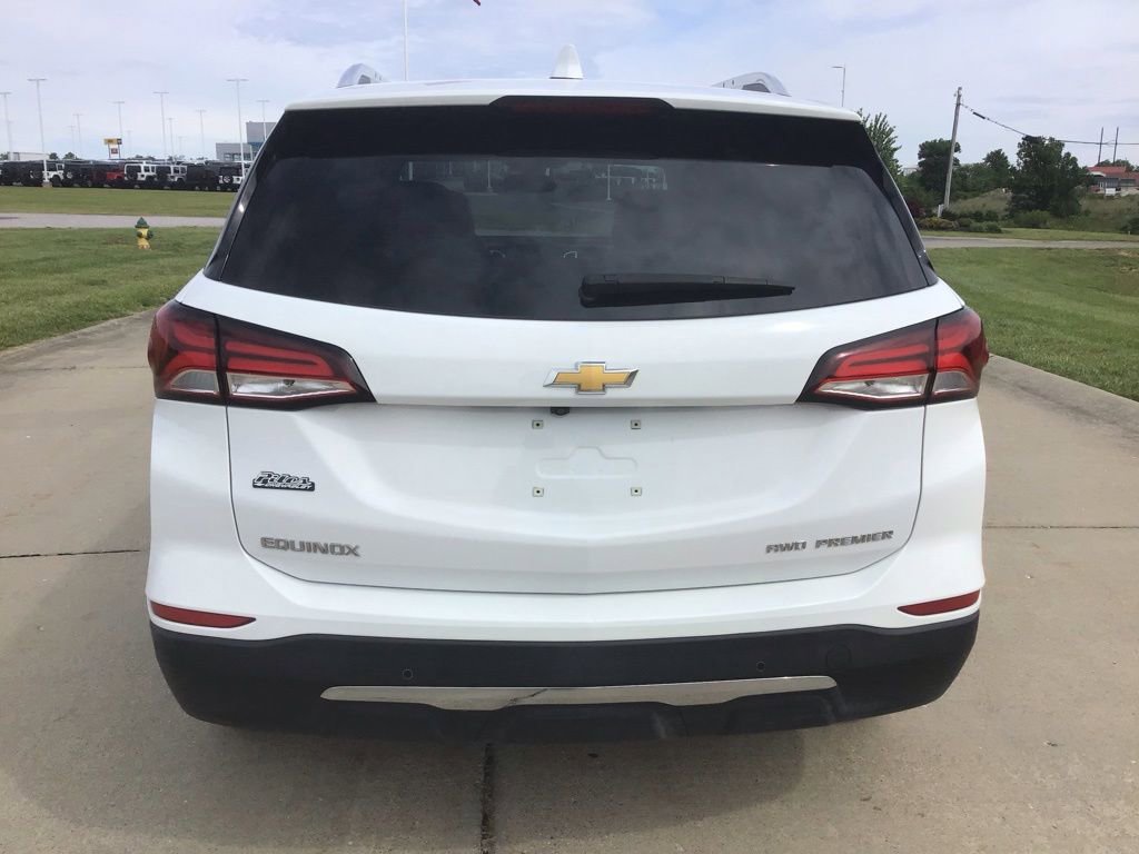 Used 2023 Chevrolet Equinox Premier AWD/4WD image 5