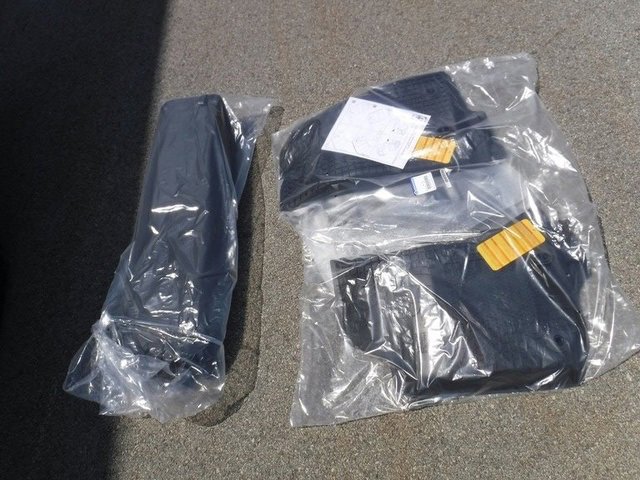 New 2025 Jeep Gladiator Willys image 38