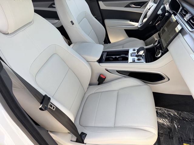 New 2026 Jaguar F-PACE R-Dynamic S AWD/4WD image 10