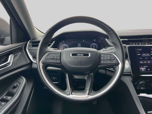 Used 2022 Jeep Grand Cherokee L Laredo w/ Luxury Tech Group I AWD/4WD image 12