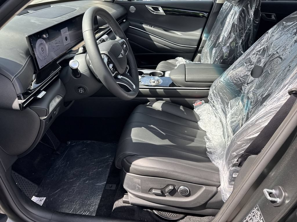 New 2025 Genesis GV80 2.5T Standard AWD/4WD image 9