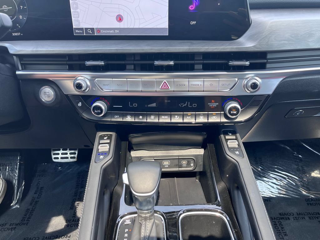 Certified 2024 Kia Telluride SX X-Line AWD/4WD image 17