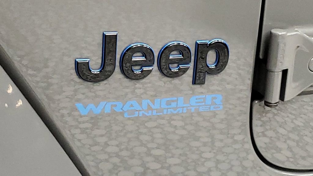 Used 2022 Jeep Wrangler Unlimited Sahara image 8