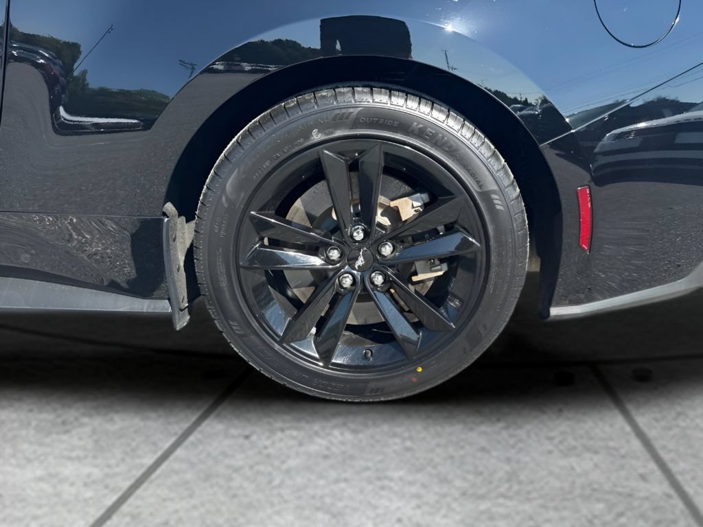 Used 2024 Ford Mustang GT RWD image 23