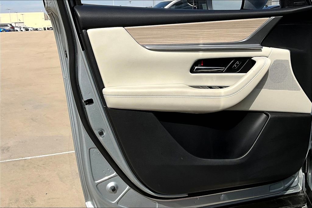 Used 2024 MAZDA CX-90 3.3 Turbo S w/ Premium Package image 23