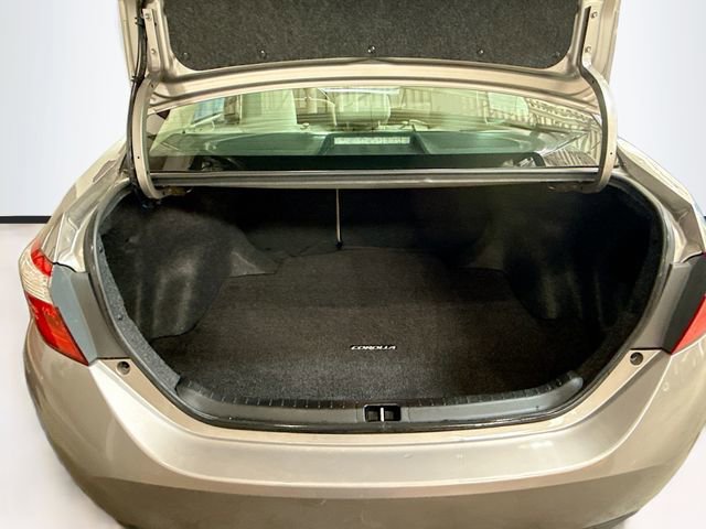 Used 2015 Toyota Corolla LE FWD image 24