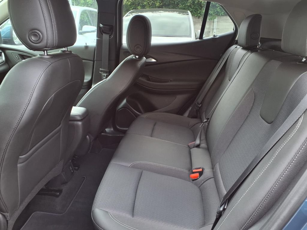 Used 2024 Buick Encore GX Preferred FWD image 16
