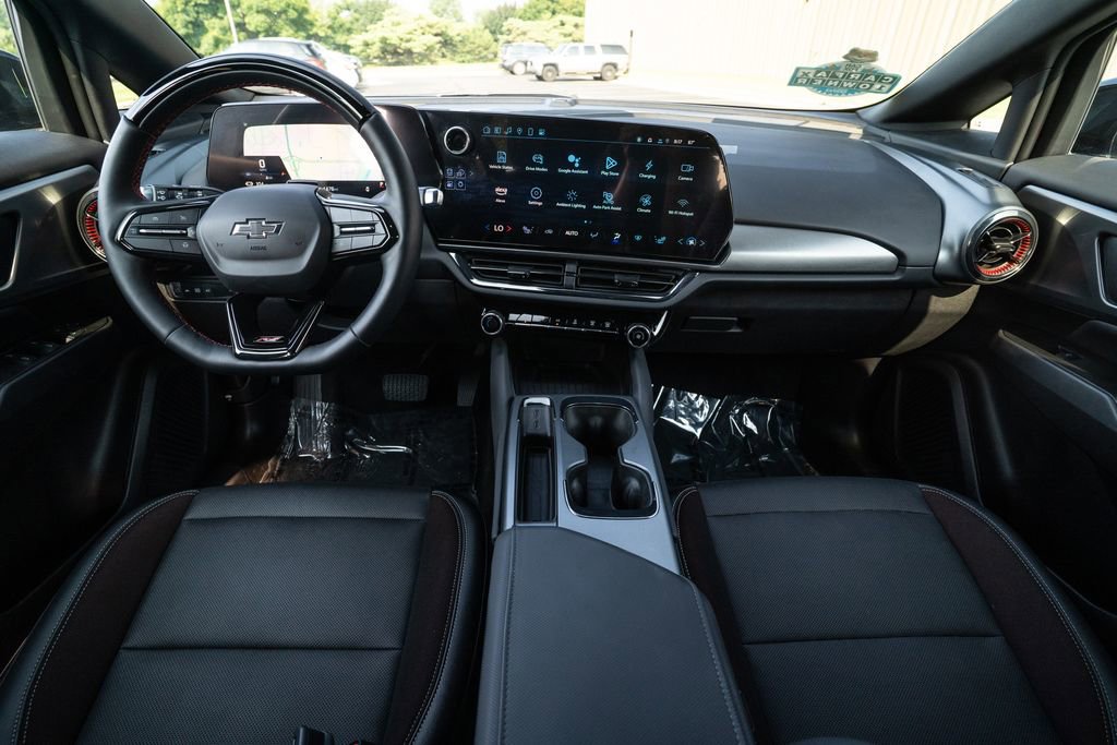 Used 2024 Chevrolet Equinox EV RS image 12