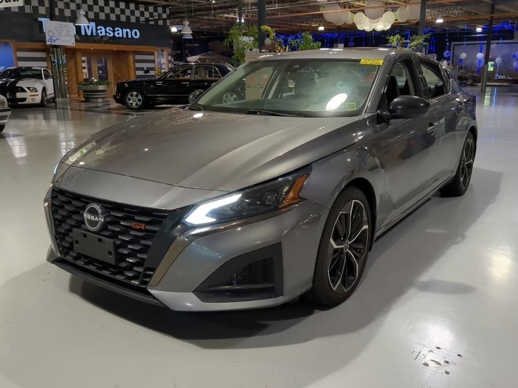 Used 2024 Nissan Altima 2.5 SR w/ SR Premium Package