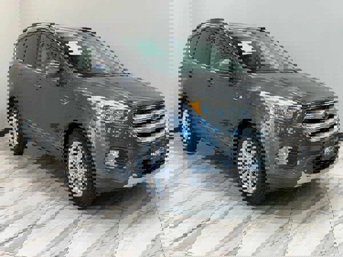 Used 2018 Ford Escape SE image 4