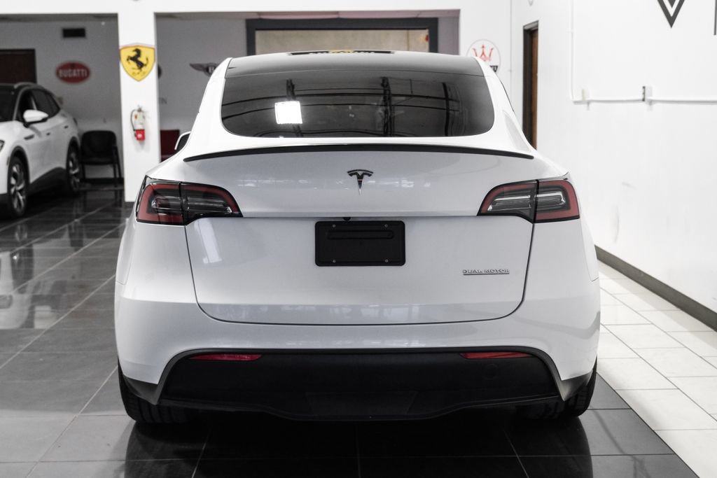 Used 2023 Tesla Model Y Long Range AWD/4WD image 10
