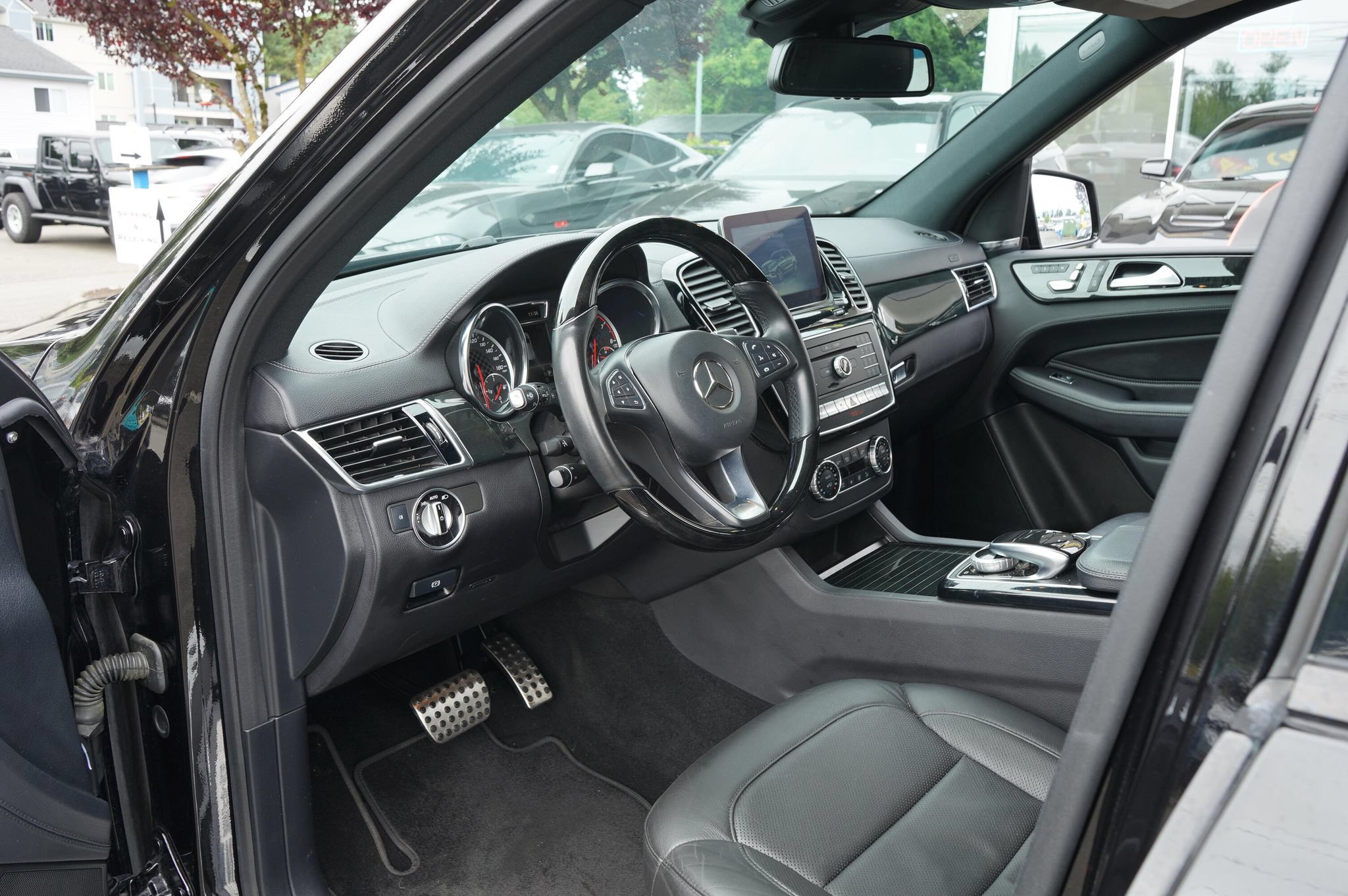 Used 2018 Mercedes-Benz GLE 43 AMG 4MATIC image 14