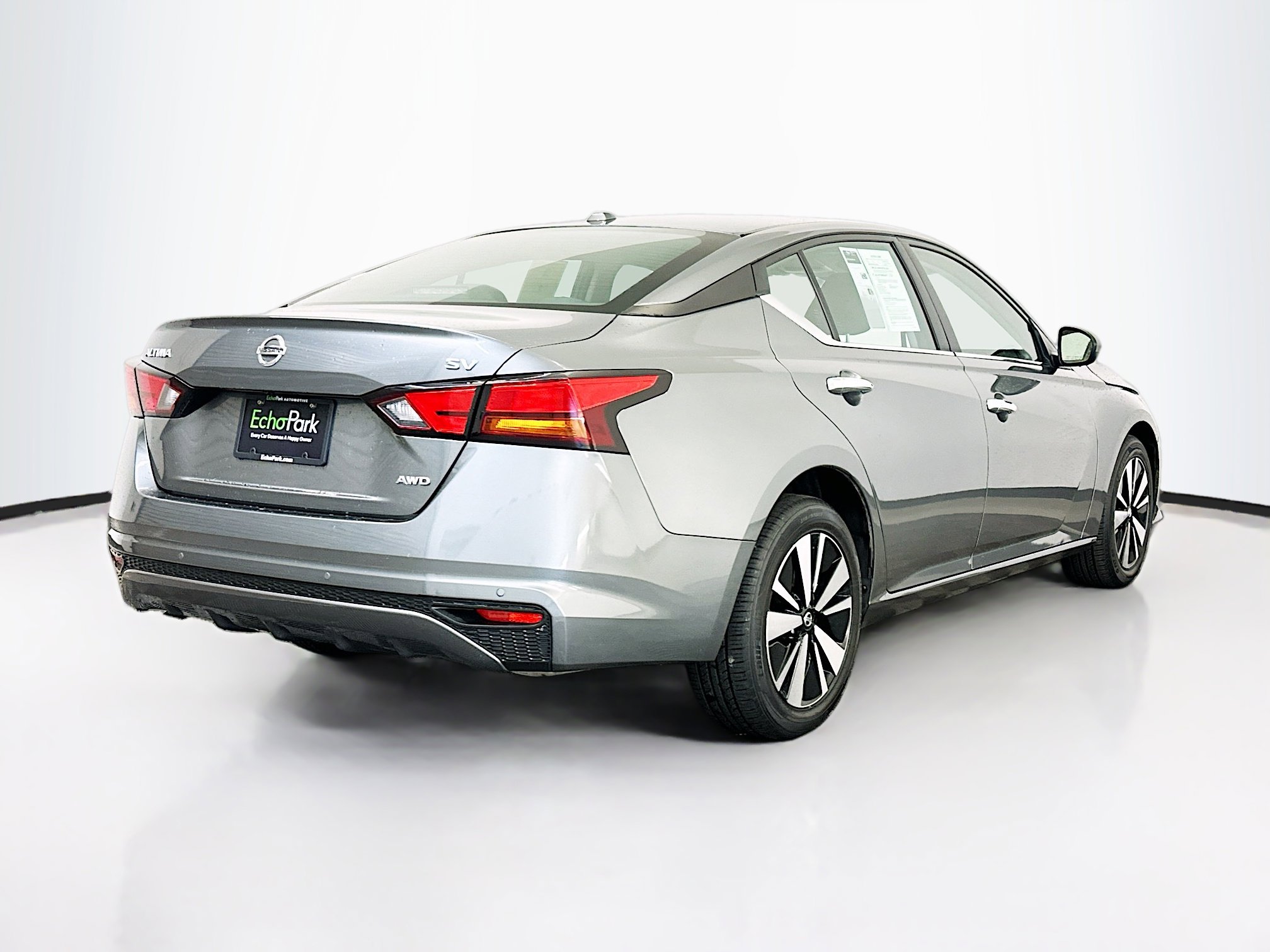 Used 2022 Nissan Altima 2.5 SV AWD/4WD image 9