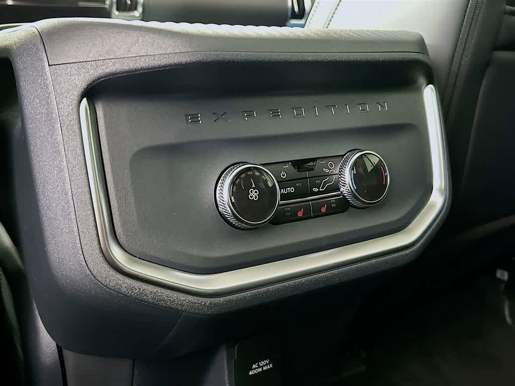 New 2026 Ford Expedition Tremor image 13