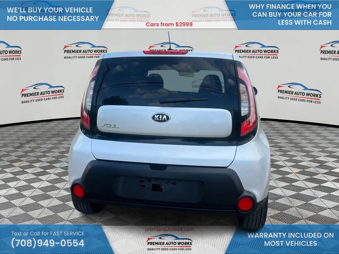 Used 2015 Kia Soul + FWD image 5