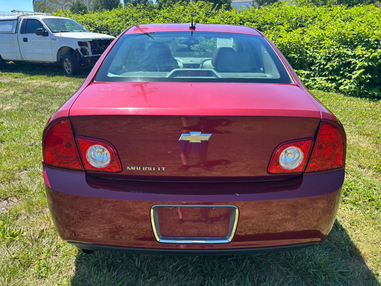 Used 2010 Chevrolet Malibu LT w/ Premium Audio Package FWD image 6
