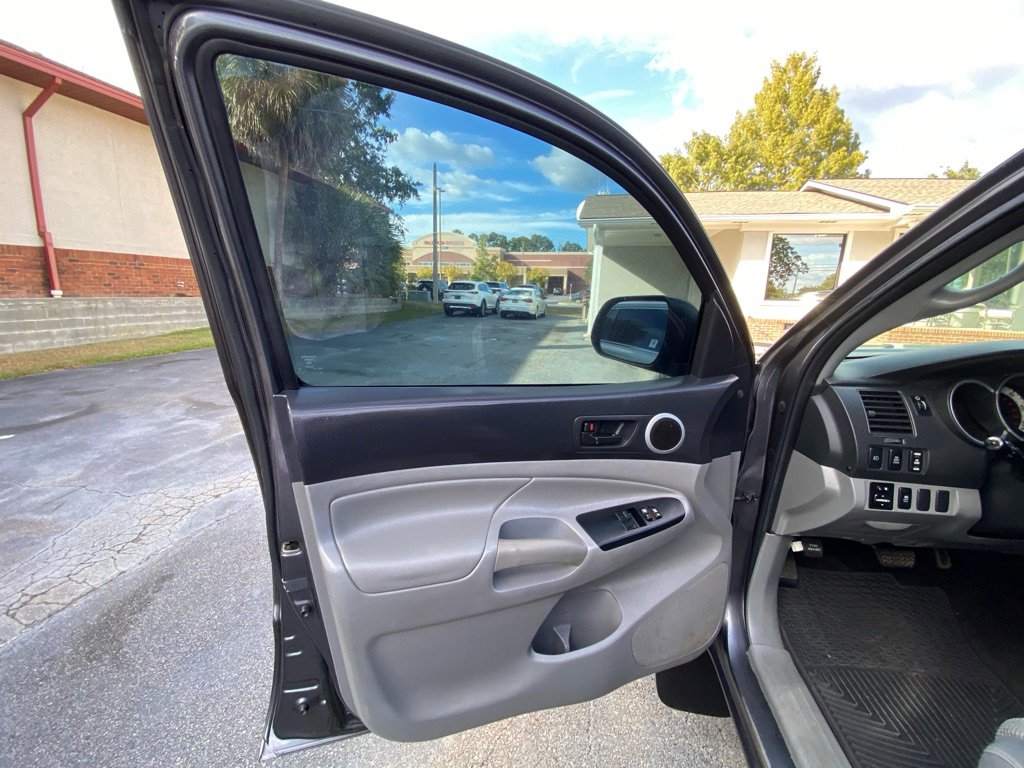 Used 2015 Toyota Tacoma PreRunner w/ TRD Off-Road Package RWD image 34