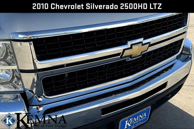 Used 2010 Chevrolet Silverado 2500 LTZ w/ Convenience Package image 35