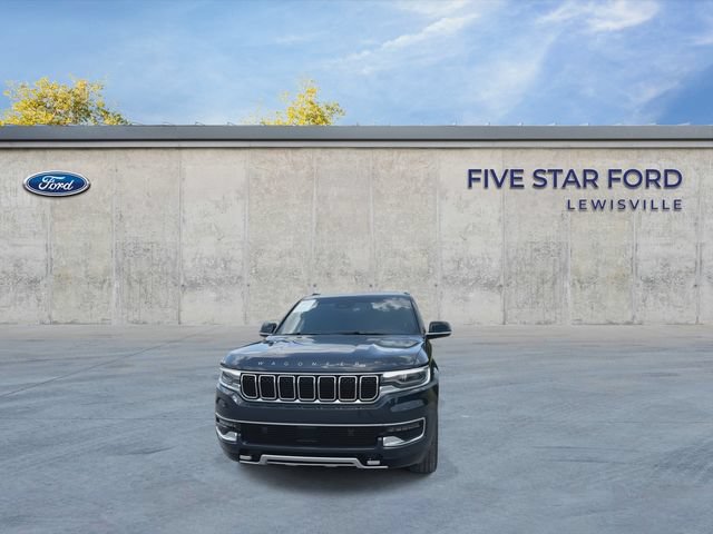 Used 2023 Jeep Wagoneer Series II w/ HD Trailer Tow Package AWD/4WD image 3