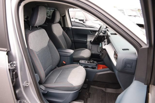 Certified 2023 Ford Maverick XLT FWD image 28