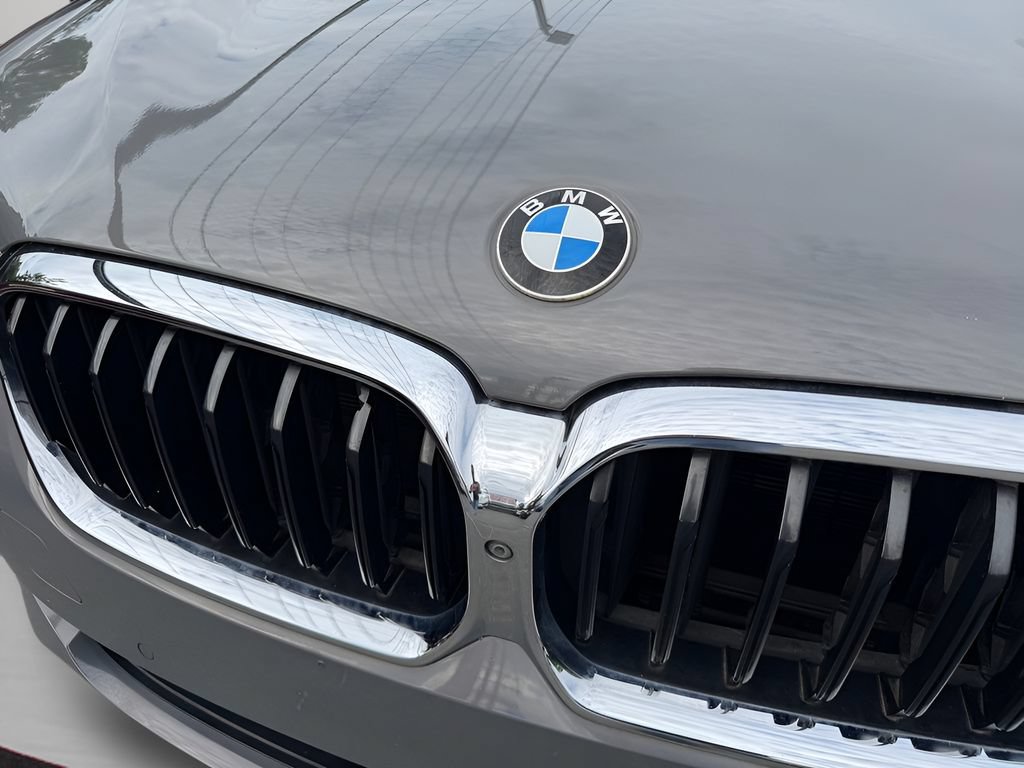 Used 2021 BMW 530i xDrive w/ Convenience Package AWD/4WD image 10